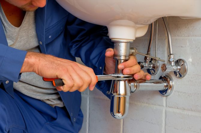 Que faire lors de problèmes de plomberie?