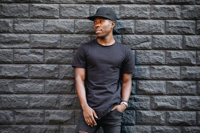 Mode homme : 10 looks basiques pour ce printemps