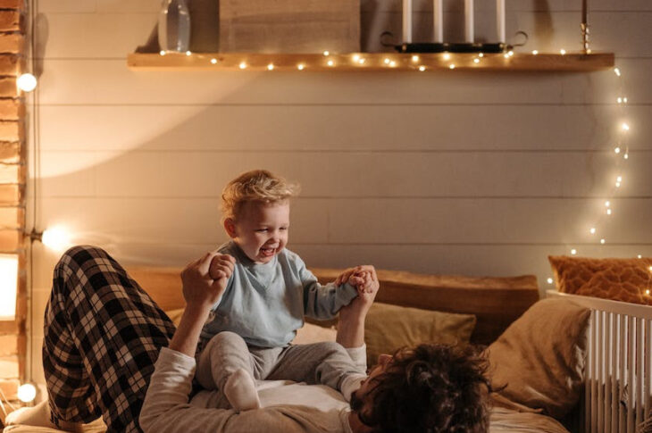éclairer la chambre de bébé