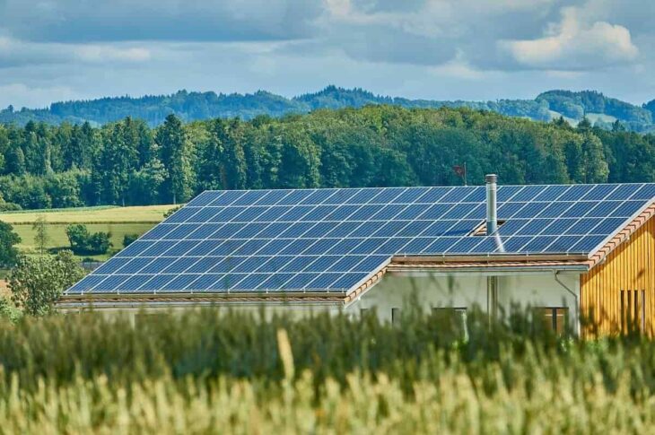 Les avantages d'un hangar photovoltaique pour les éleveurs